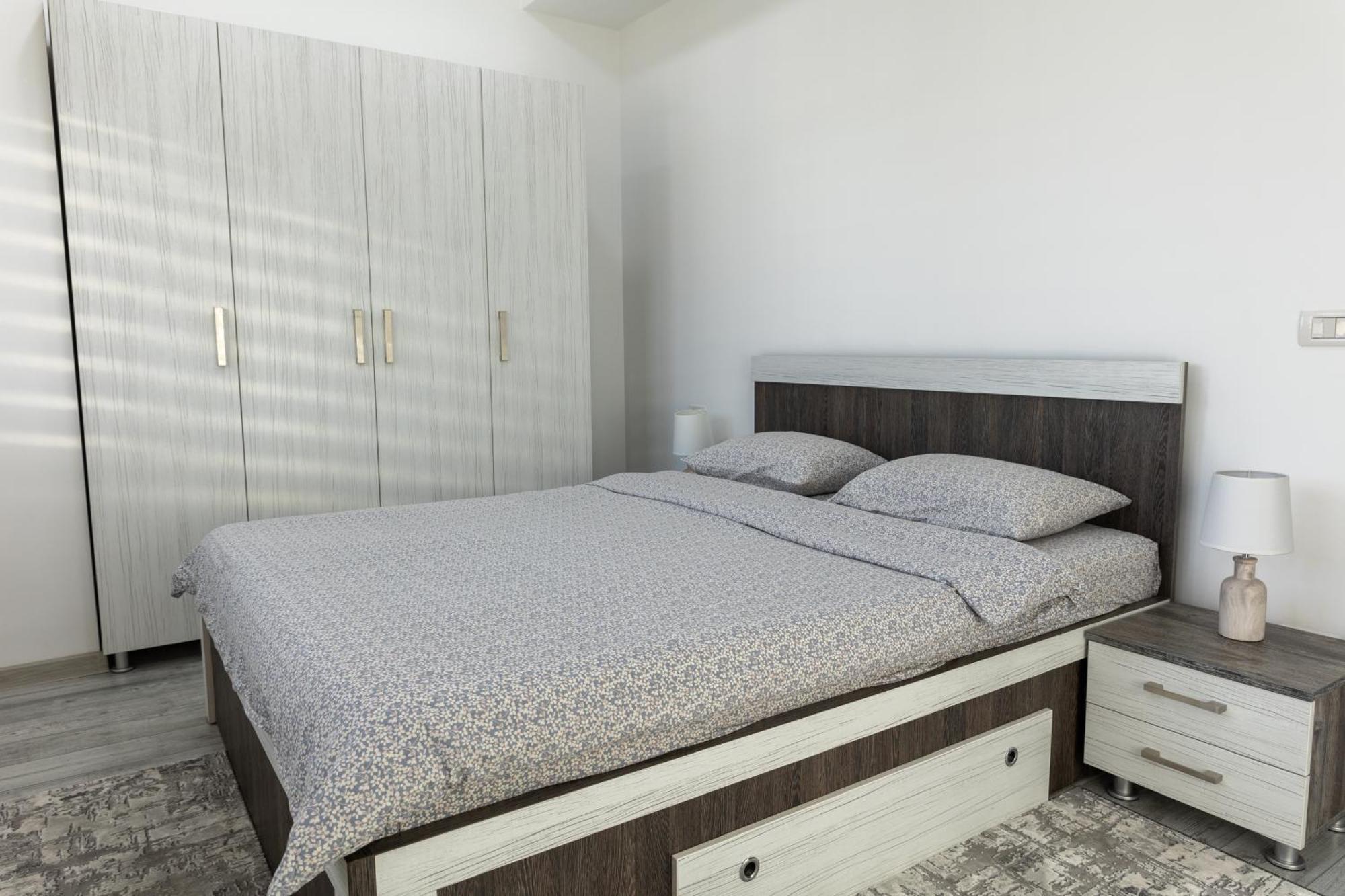 Astar Apartments - Extra Large Rădăuţi Εξωτερικό φωτογραφία